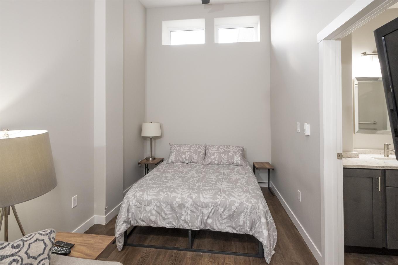 3211 96 High Street N, Thunder Bay, ON - Indoor Photo Showing Bedroom