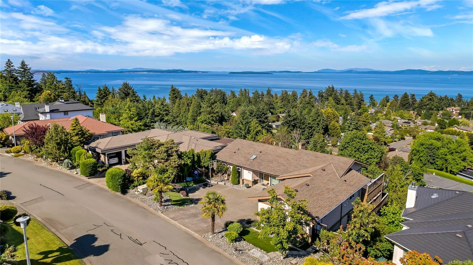 972 Seapearl Pl, Saanich, BC