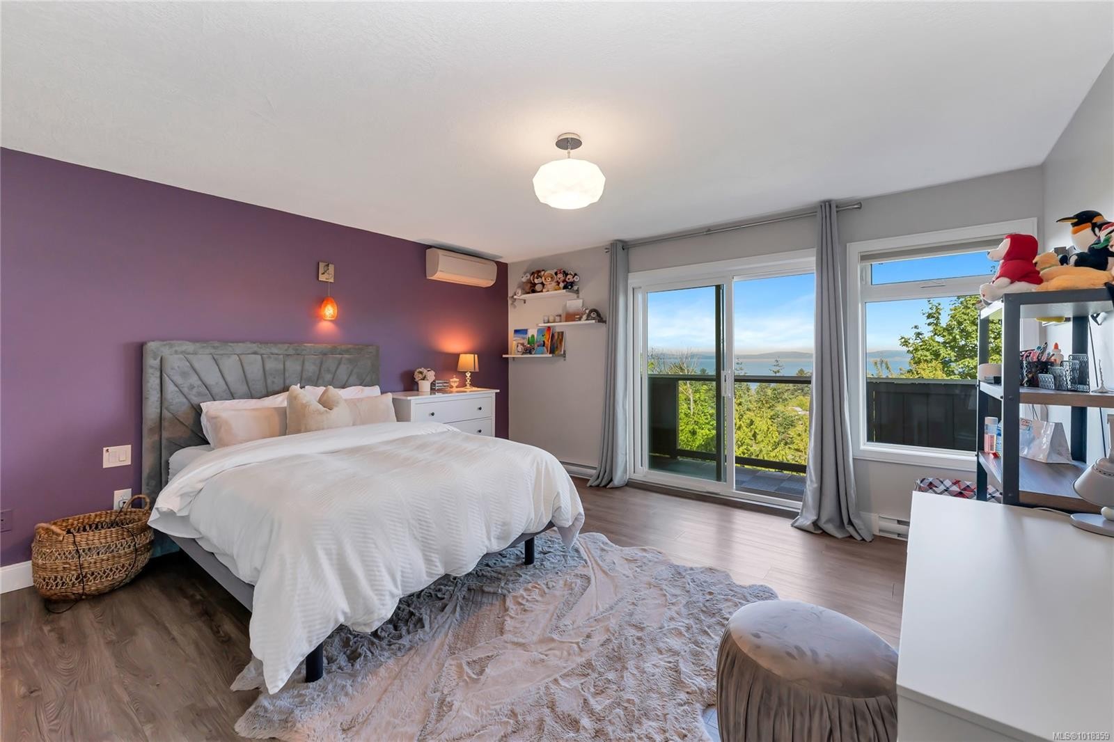 972 Seapearl Pl, Saanich, BC