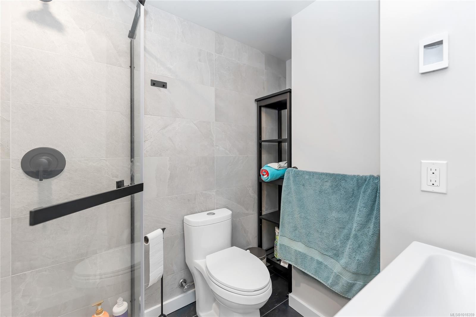 972 Seapearl Pl, Saanich, BC