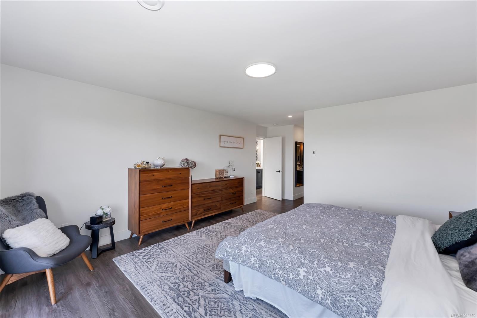 972 Seapearl Pl, Saanich, BC