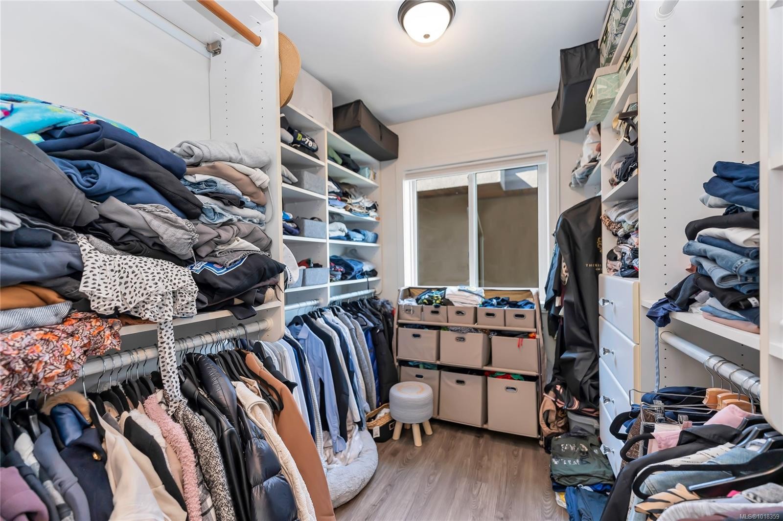 972 Seapearl Pl, Saanich, BC