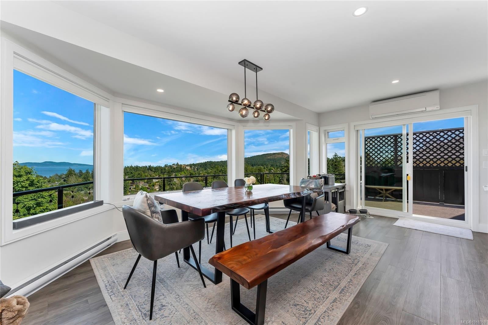 972 Seapearl Pl, Saanich, BC