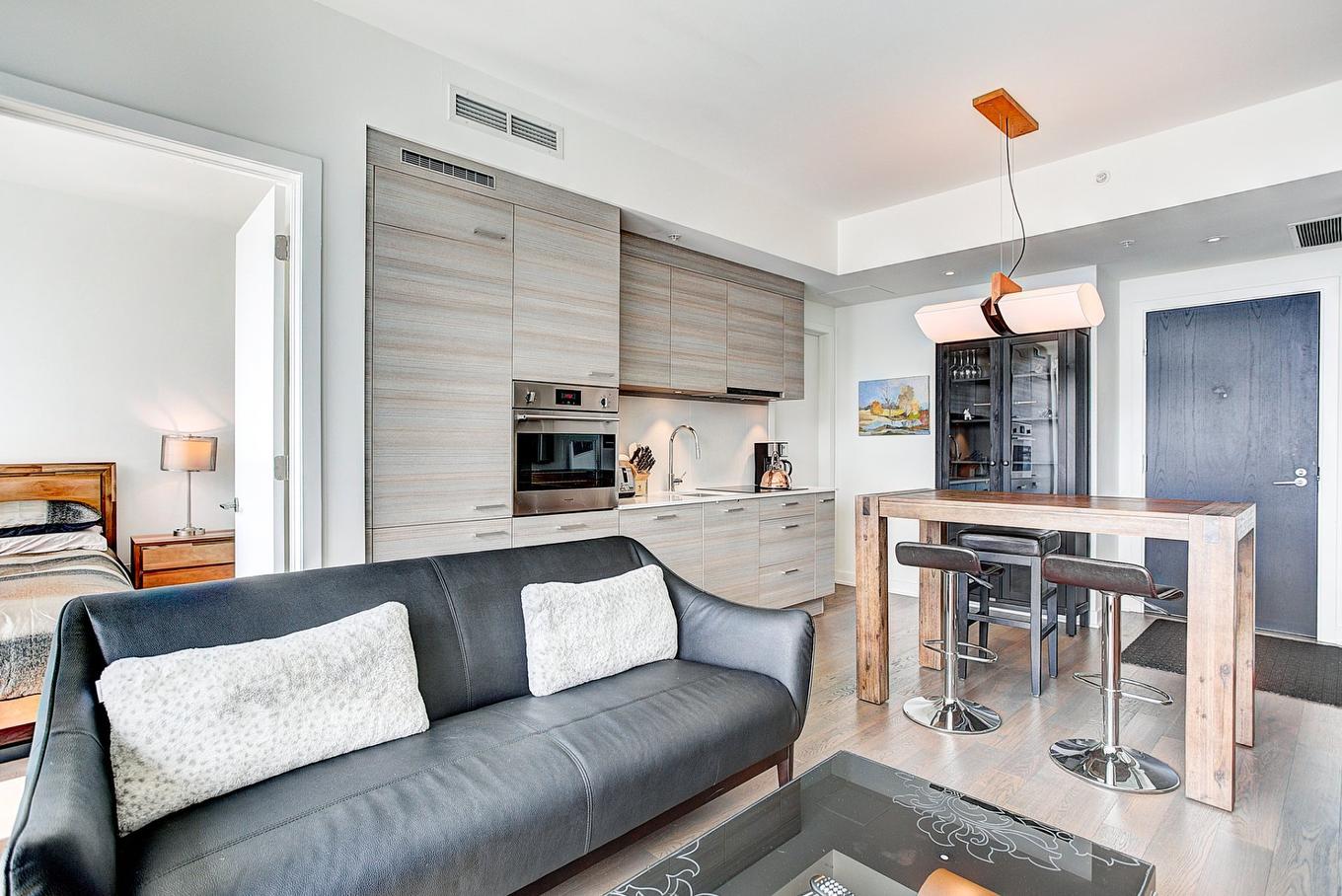 Salon - 3009-1155 Rue De La Montagne, Montréal (Ville-Marie), QC - Indoor Photo Showing Living Room