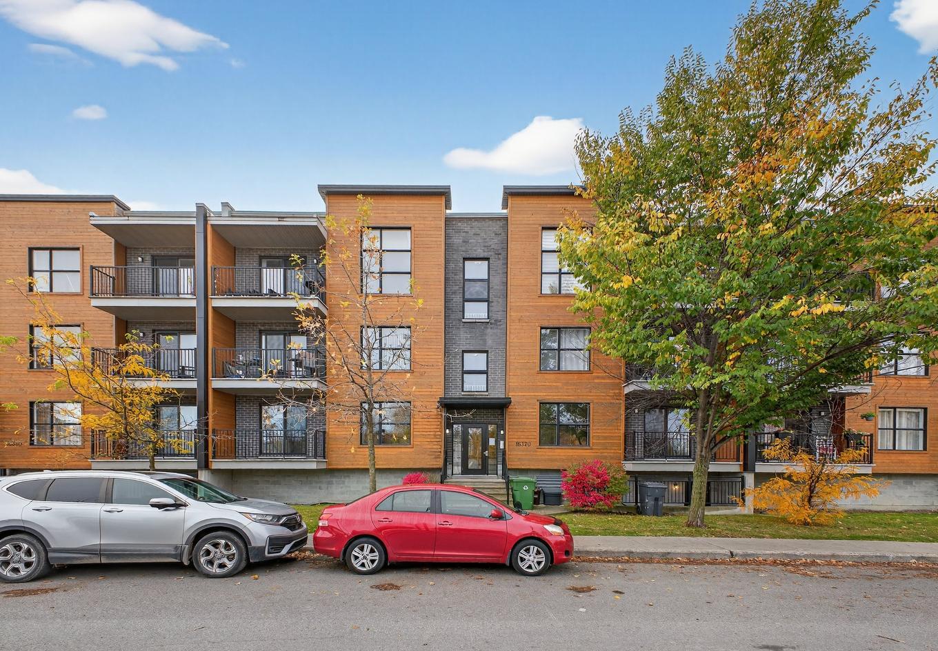 Façade - 100-16370 Rue Sherbrooke E., Montréal (Rivière-Des-Prairies/Pointe-Aux-Trembles), QC - Outdoor With Facade