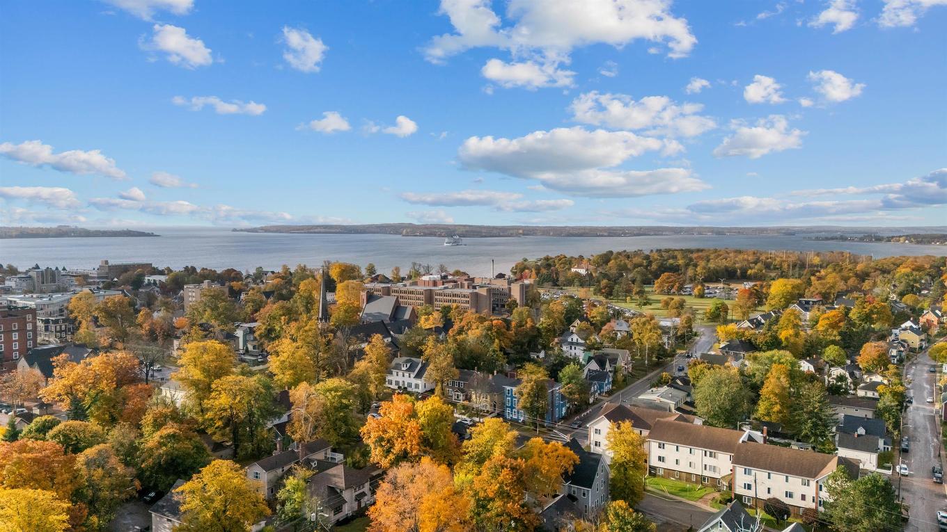 383 Queen Street, Charlottetown, PE