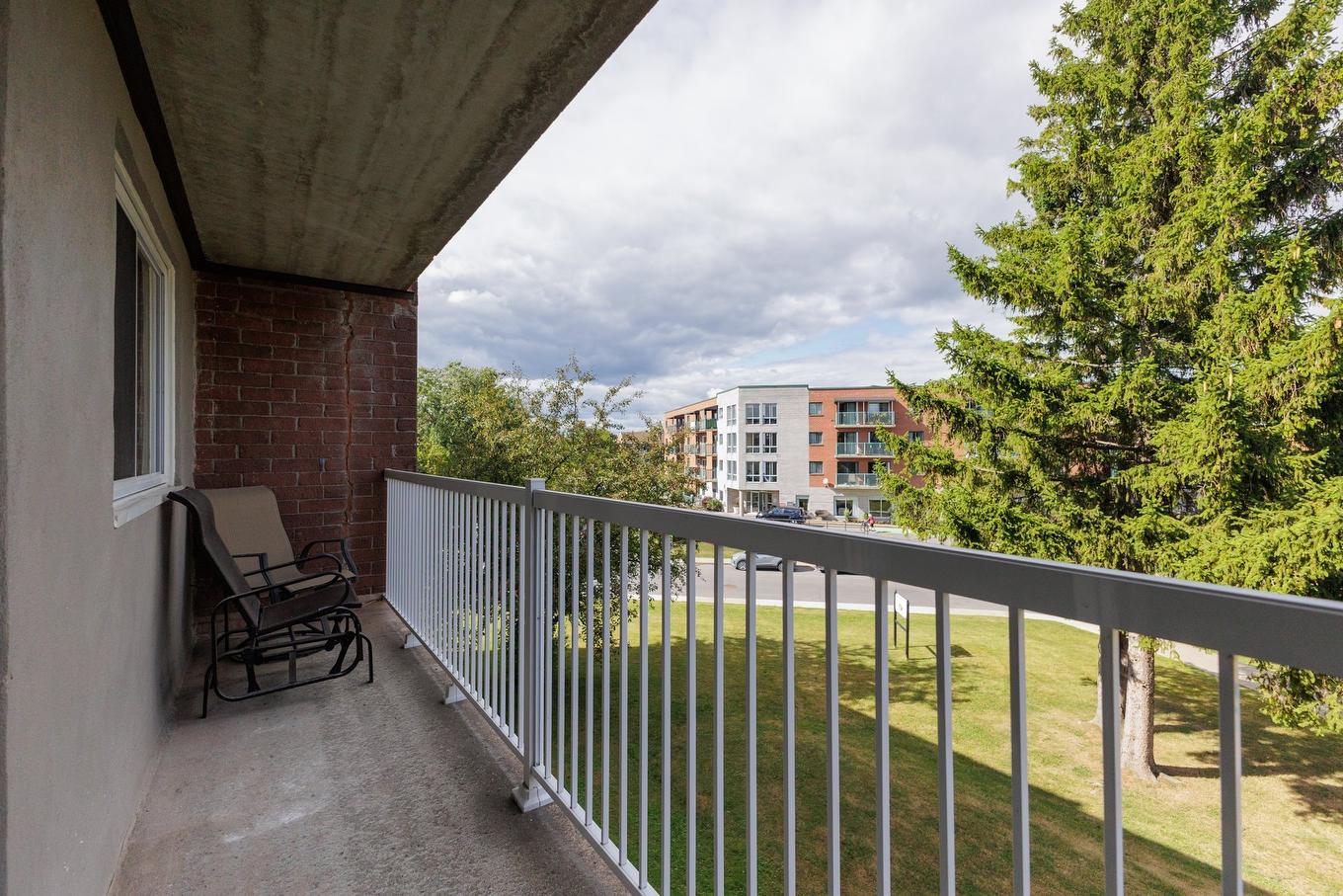 Balcony - 303-350 Rue Querbes, Vaudreuil-Dorion, QC - Outdoor With Balcony With Exterior