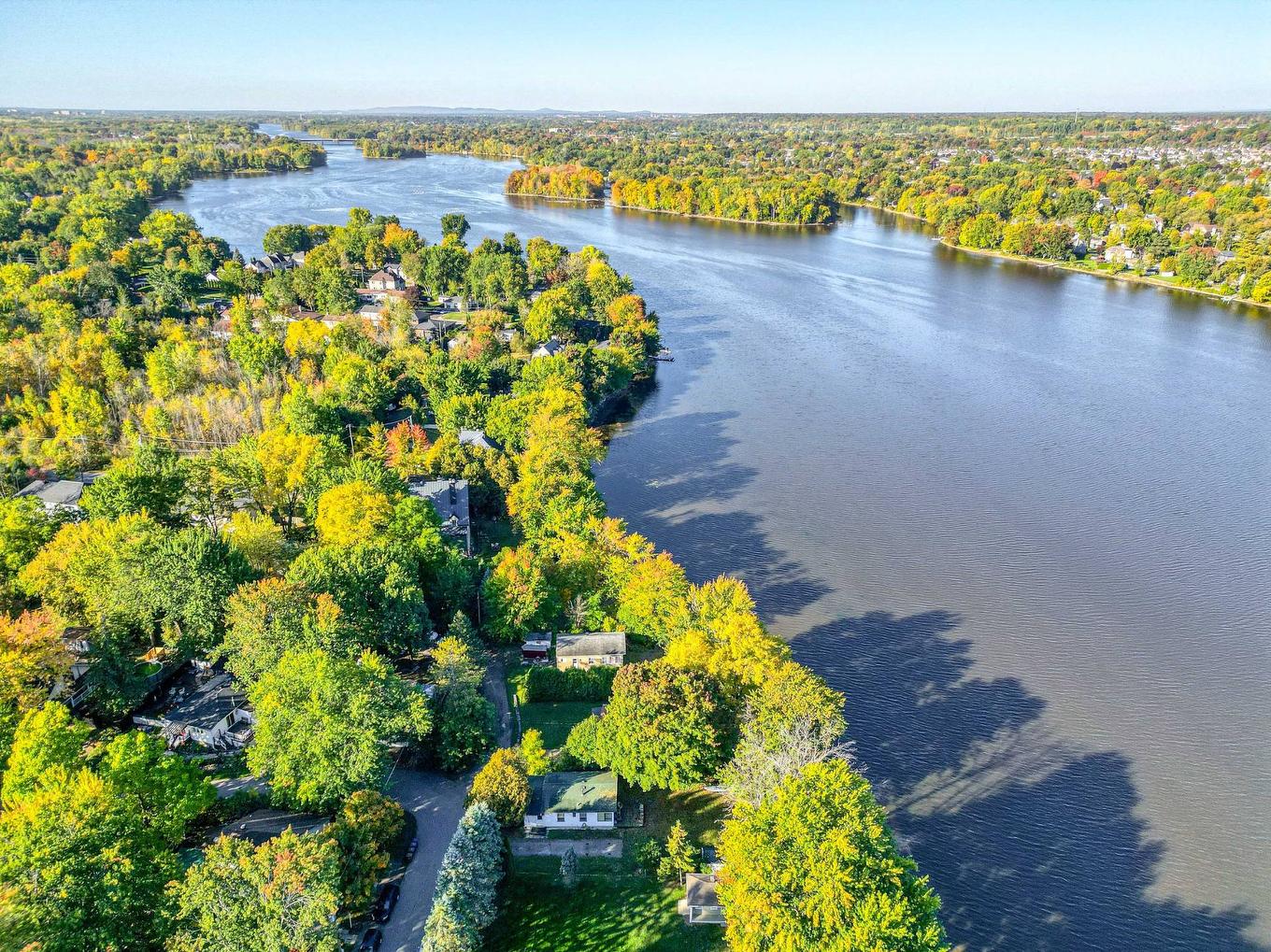 Vue d'ensemble - 26 Tsse Debien, Laval (Auteuil), QC - Outdoor With Body Of Water With View