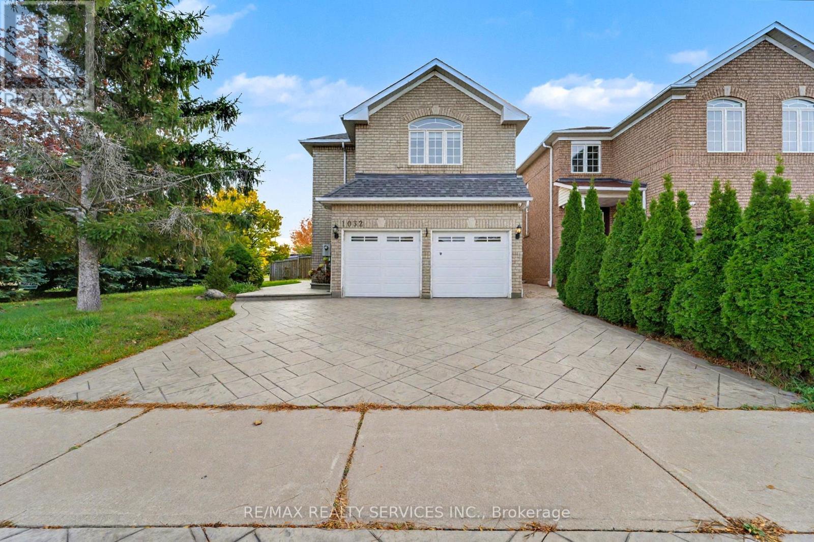 Bsmt - 1032 Blueheron Boulevard, Mississauga, ON - Outdoor