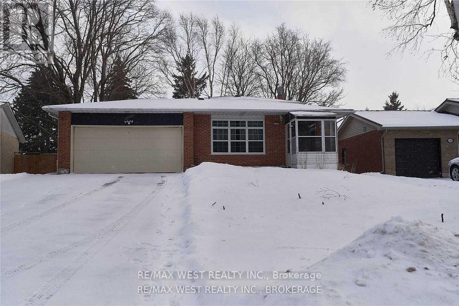 323 Centre Street, Shelburne, ON - Outdoor