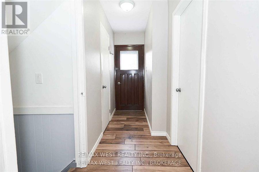 323 Centre Street, Shelburne, ON - Indoor Photo Showing Other Room