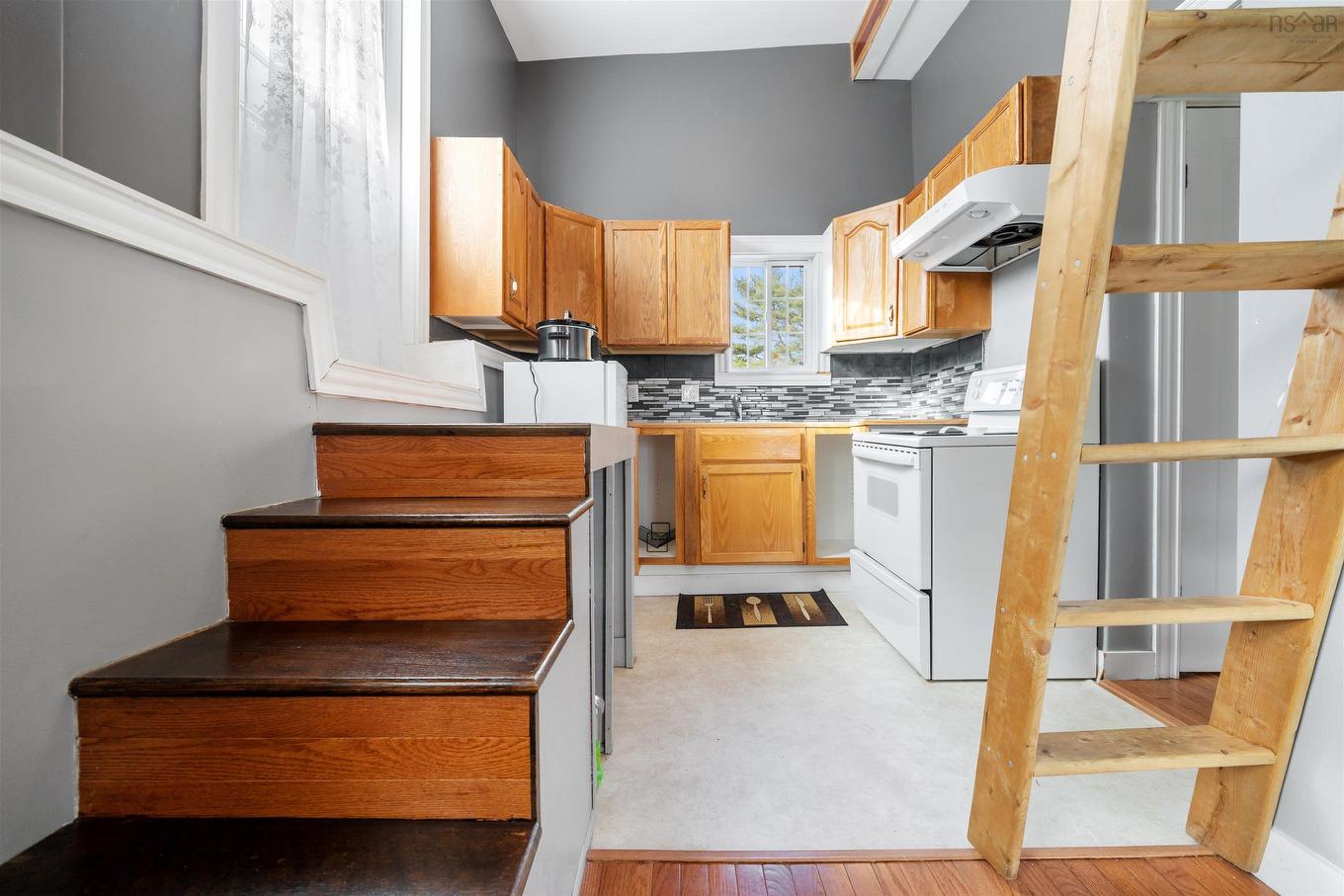 208 Pleasant Street, Truro, NS