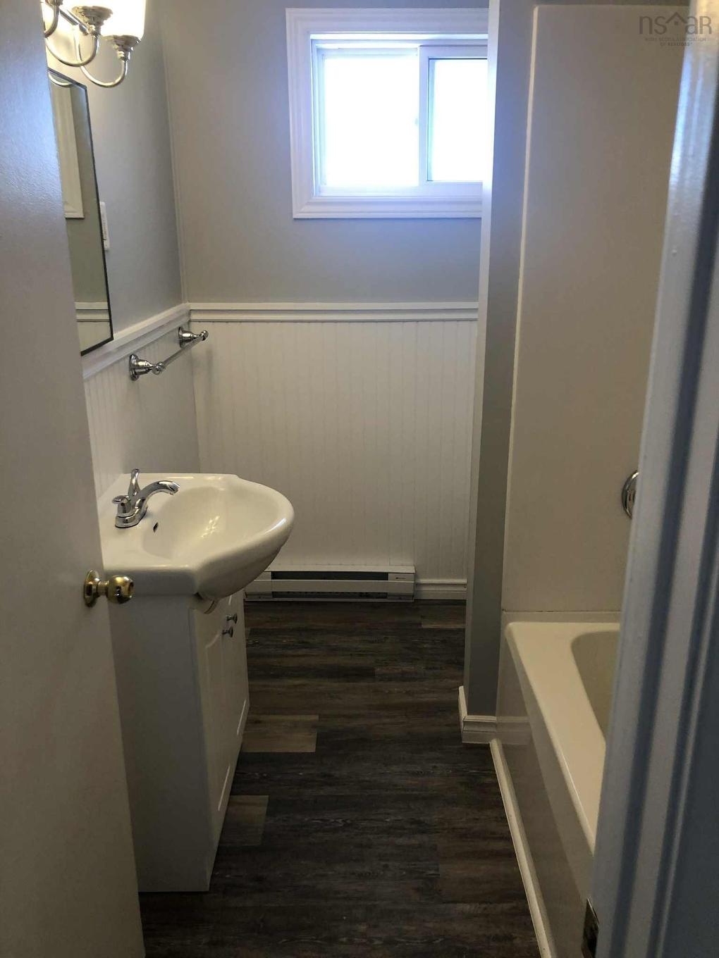 9 Thompson Road, Oxford, NS