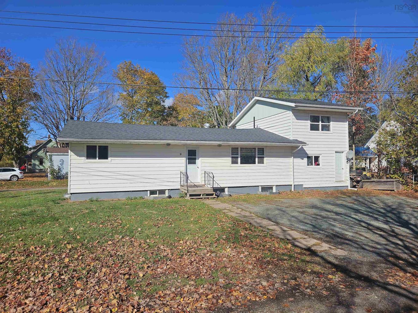 9 Thompson Road, Oxford, NS