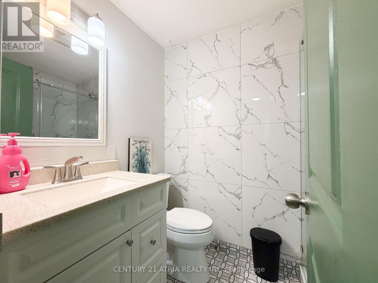 31 Hercules Court, Brampton, ON - Indoor Photo Showing Bathroom