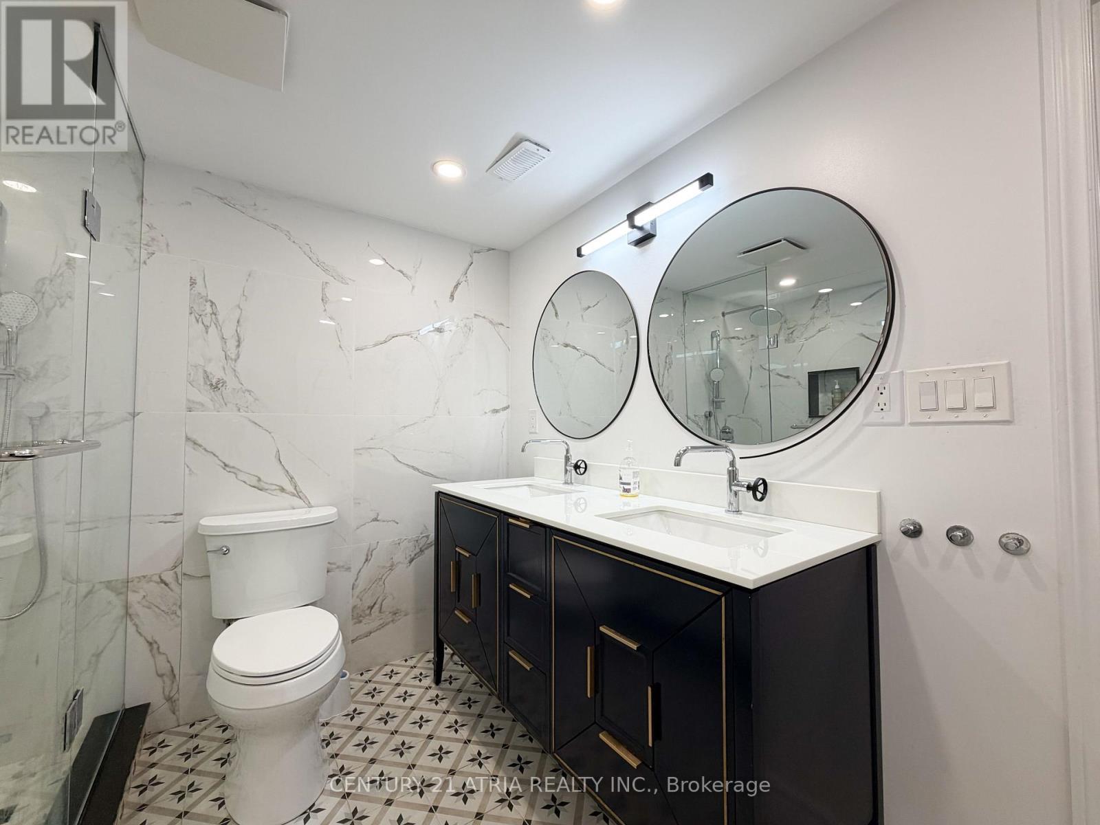 31 Hercules Court, Brampton, ON - Indoor Photo Showing Bathroom