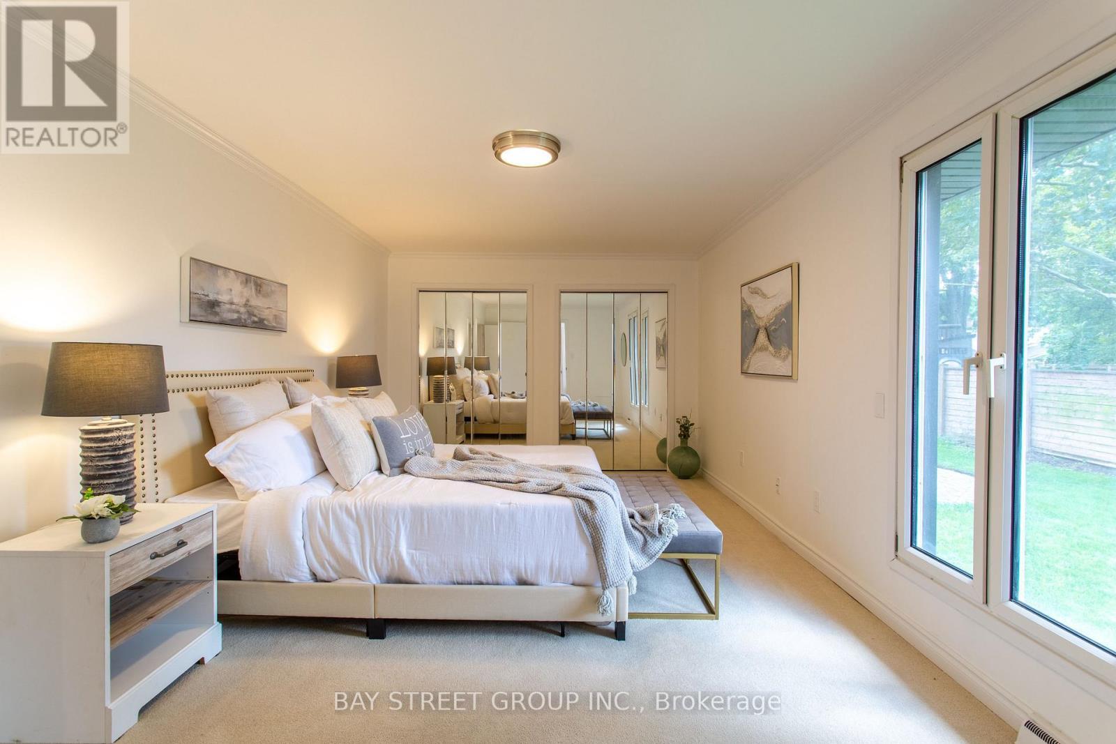 2 Parklane Crescent, St. Catharines, ON - Indoor Photo Showing Bedroom