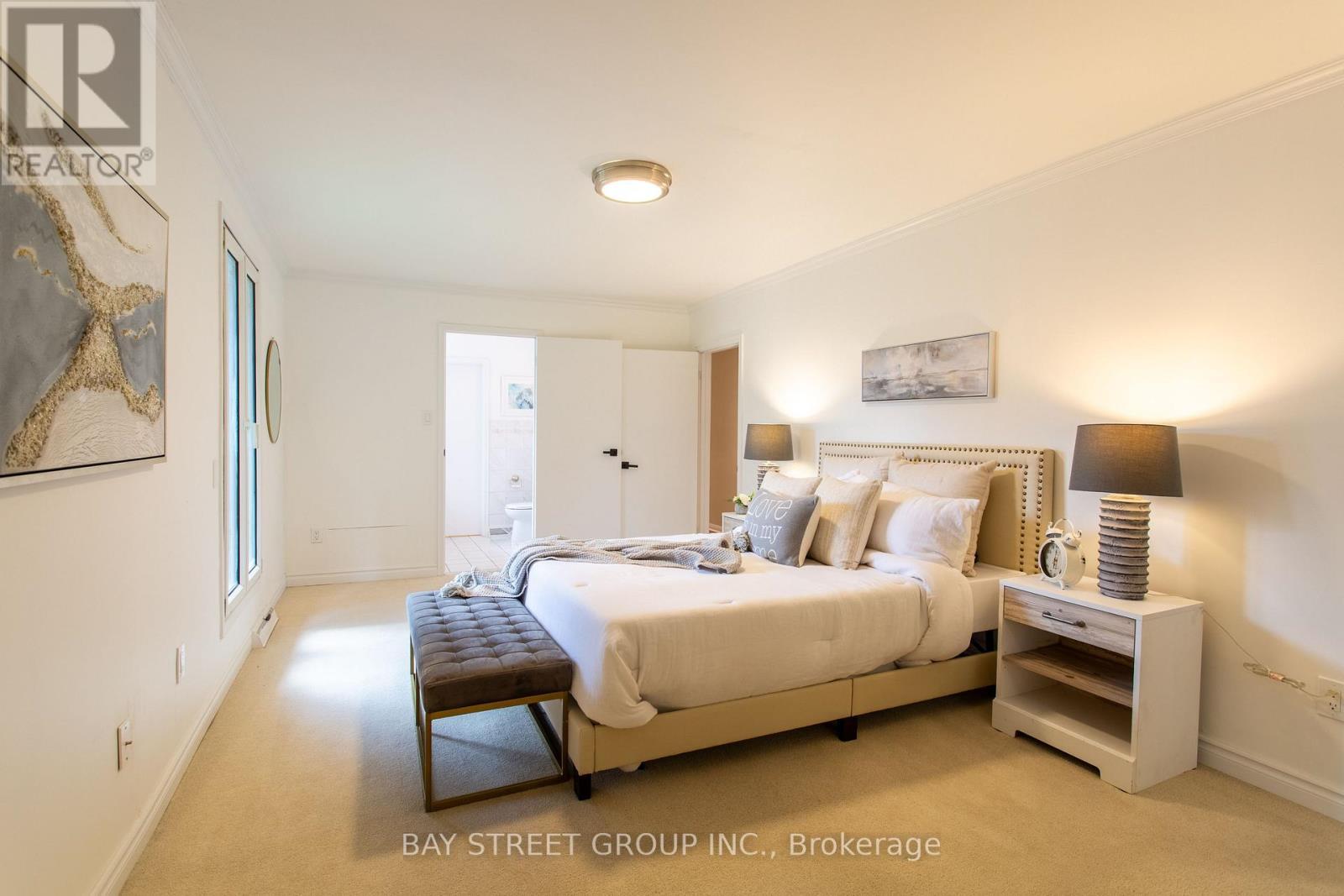 2 Parklane Crescent, St. Catharines, ON - Indoor Photo Showing Bedroom