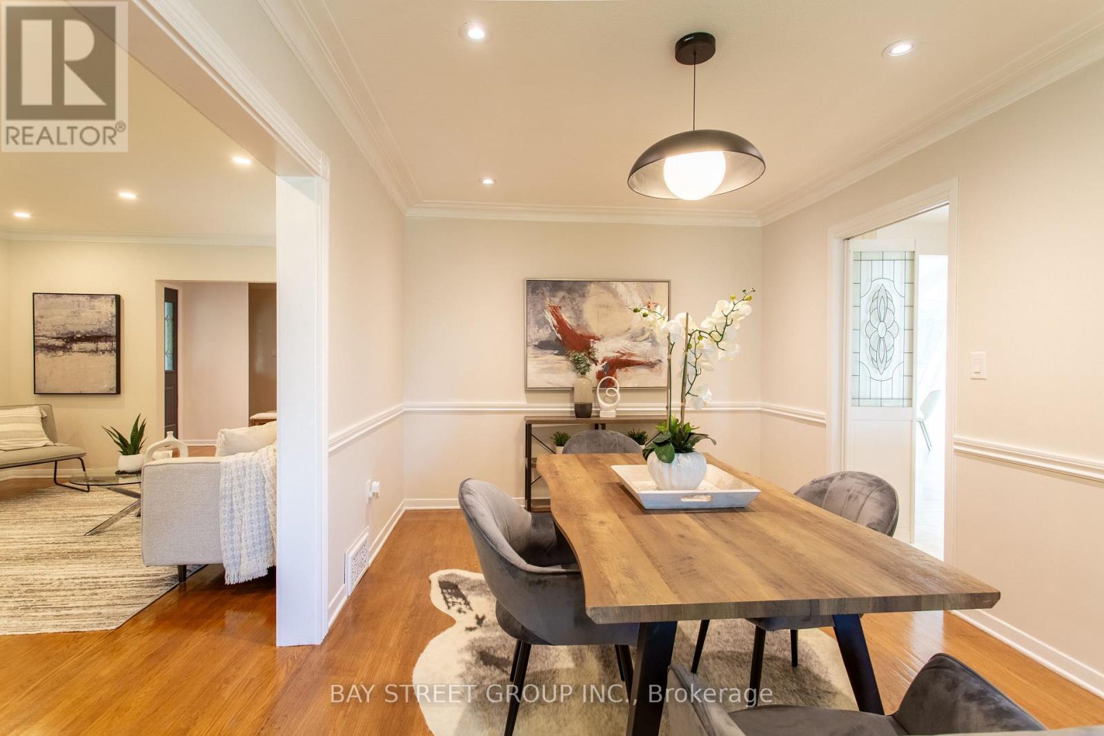 2 Parklane Crescent, St. Catharines, ON - Indoor Photo Showing Dining Room