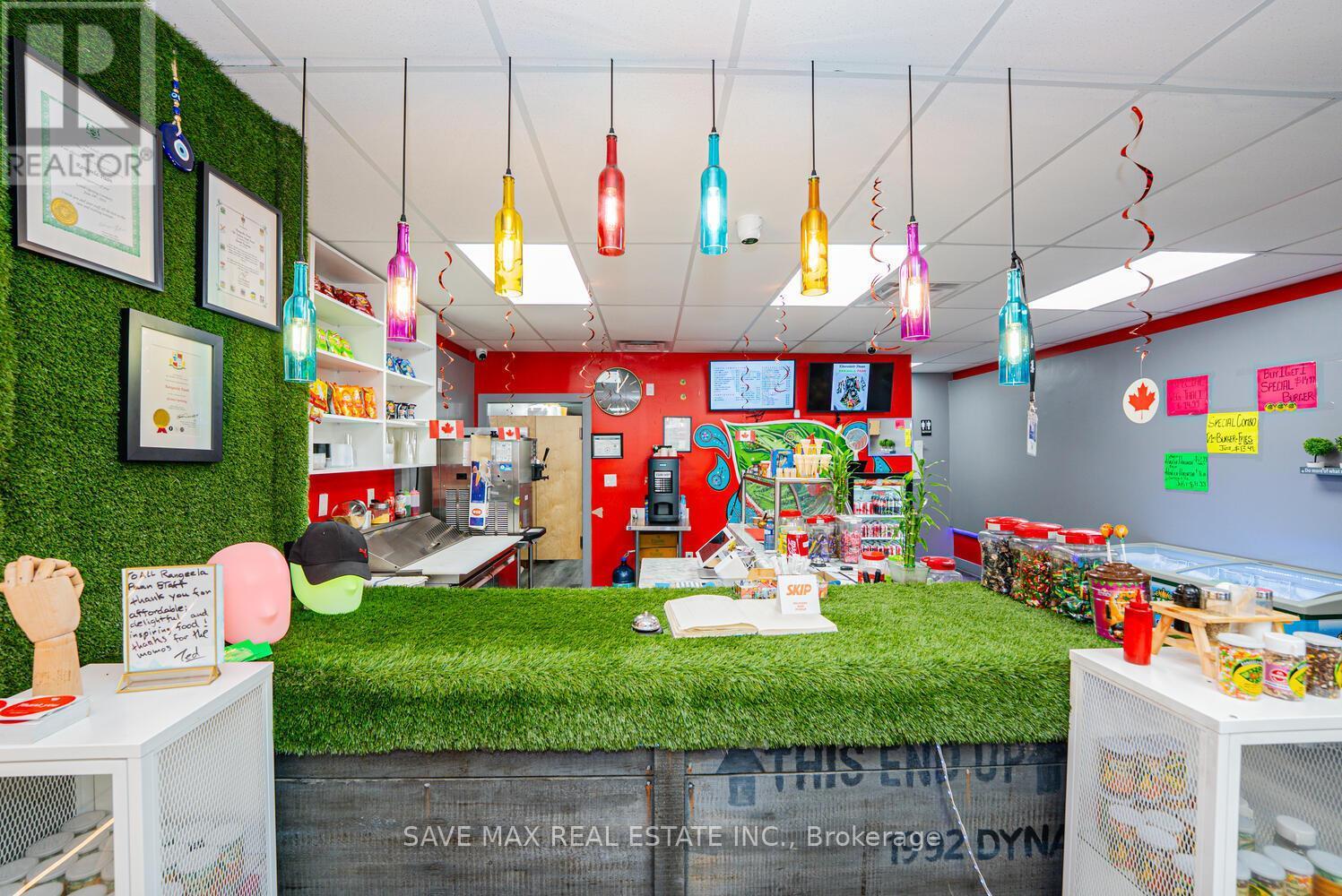 4681 Queen Street, Niagara Falls, ON