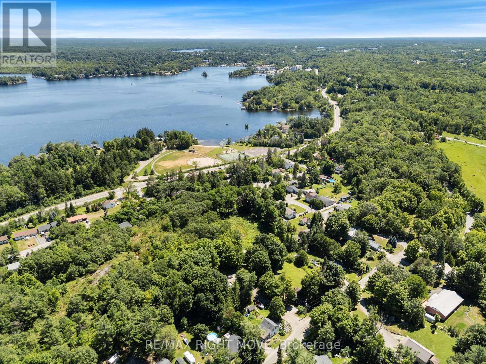 255 Pearl Drive, Gravenhurst, ON