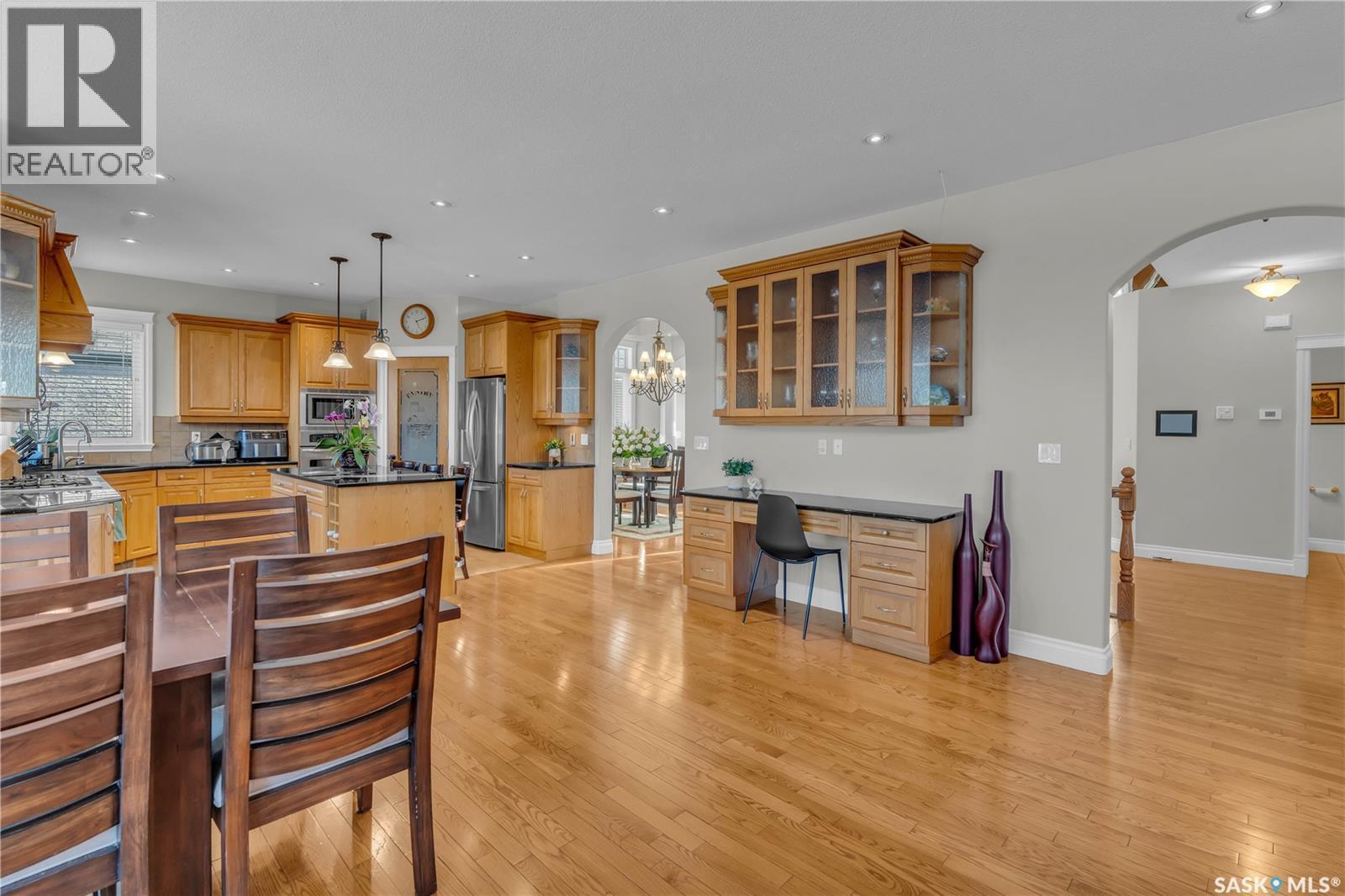 1539 Lakeridge Drive N, Regina, SK - Indoor