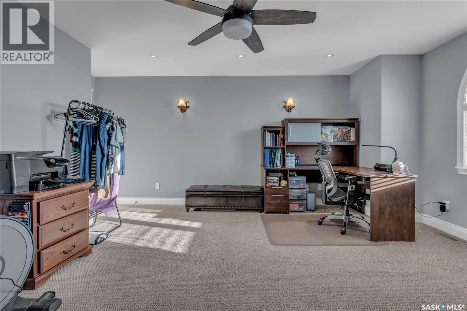 1539 Lakeridge Drive N, Regina, SK - Indoor Photo Showing Office