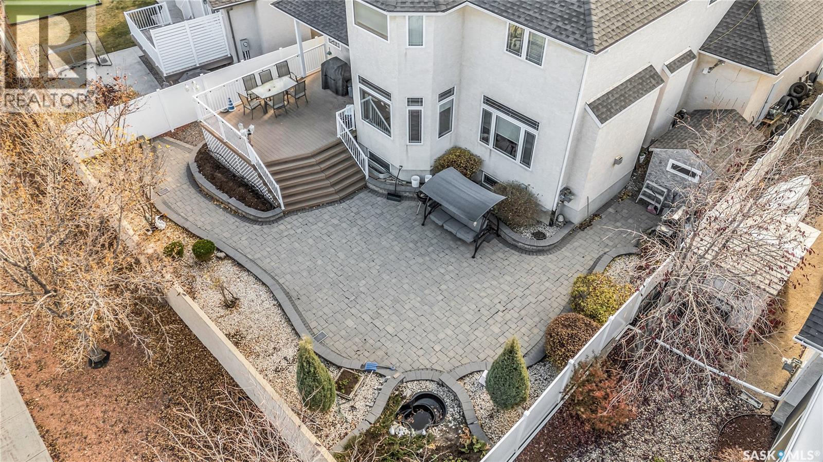 1539 Lakeridge Drive N, Regina, SK - Outdoor