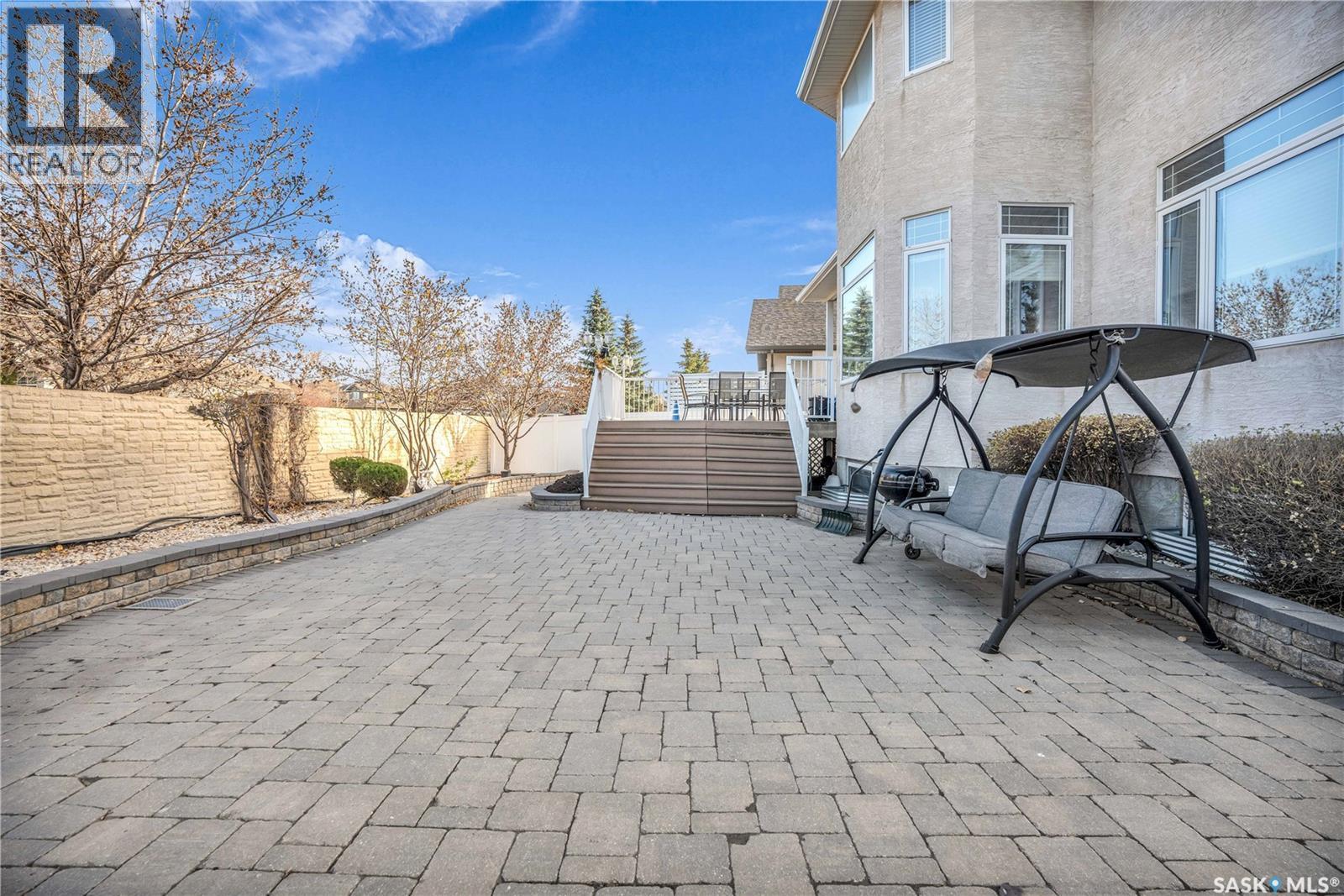 1539 Lakeridge Drive N, Regina, SK - Outdoor