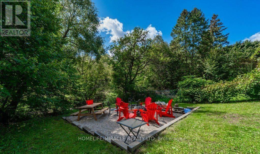 159 Old Carriage Drive, Kitchener, ON - Outdoor