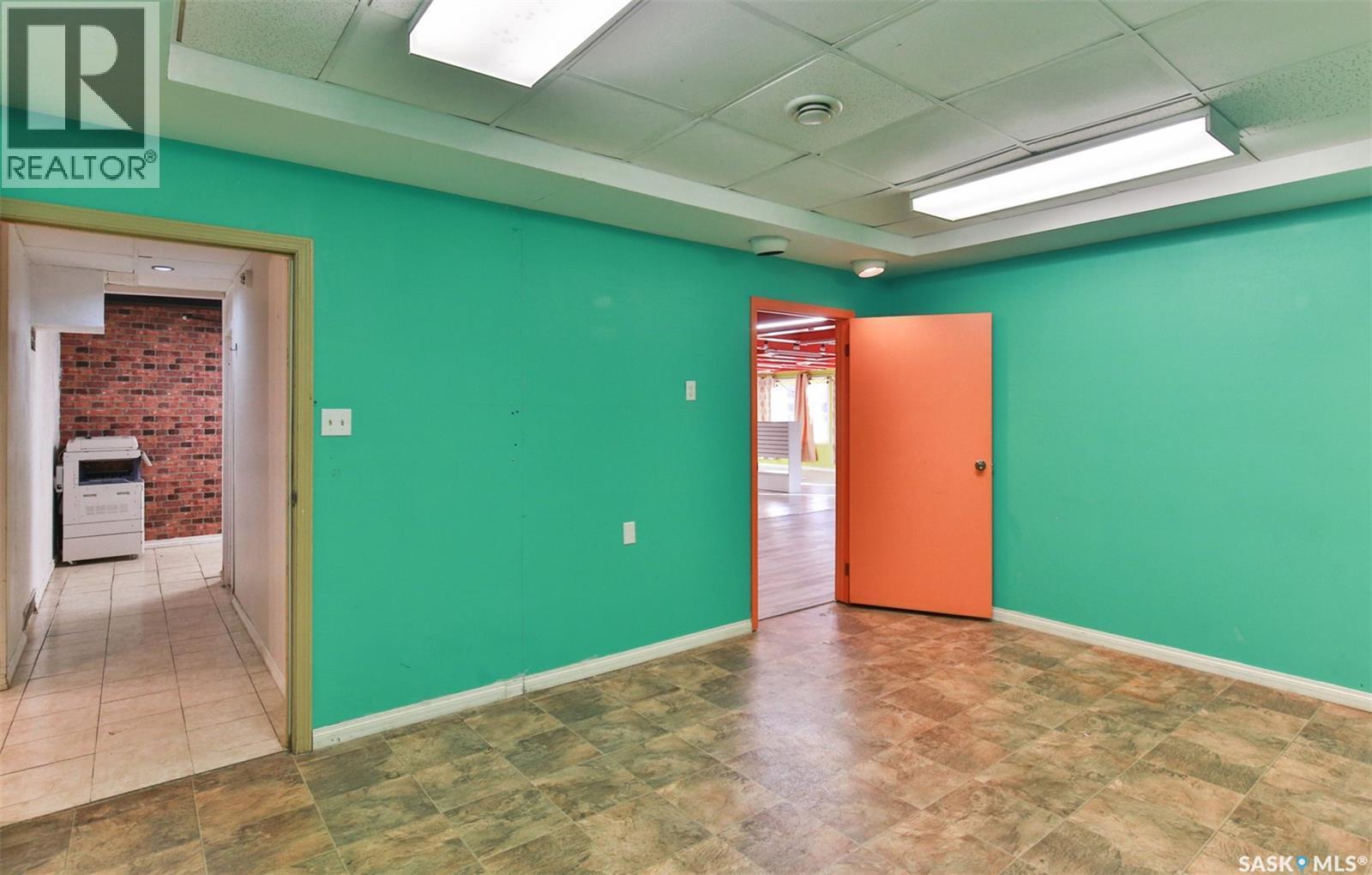 434 Athabasca Street E, Moose Jaw, SK