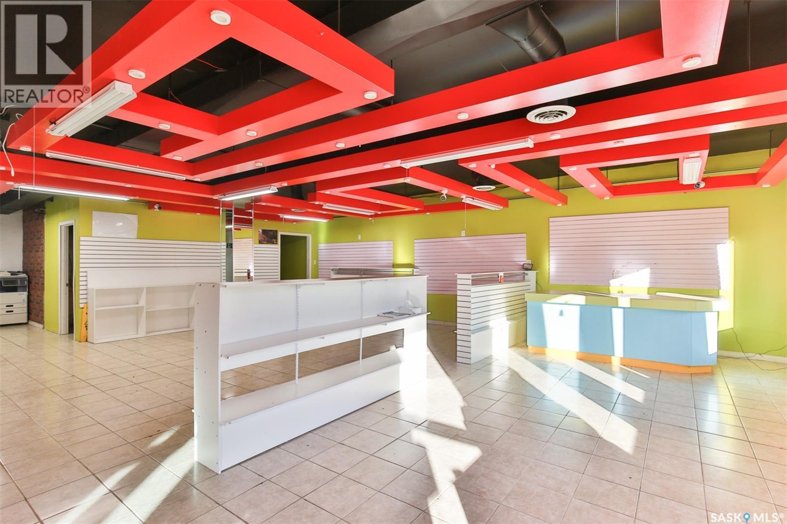 434 Athabasca Street E, Moose Jaw, SK