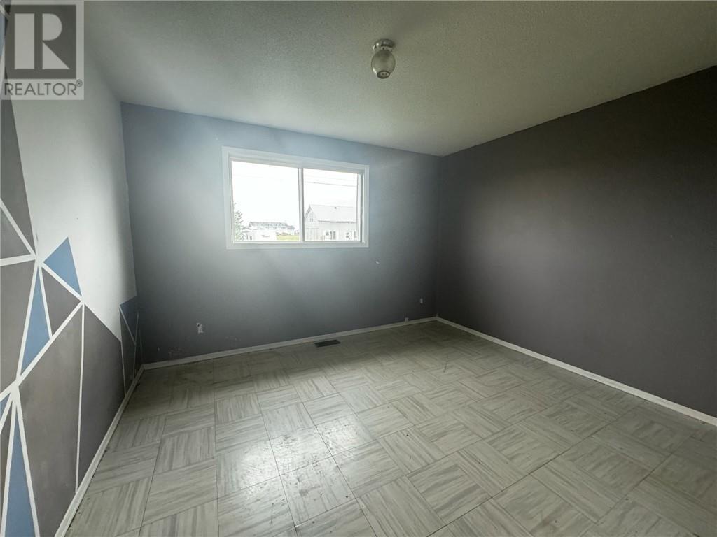 9 St. Joseph, Opasatika, ON - Indoor Photo Showing Other Room