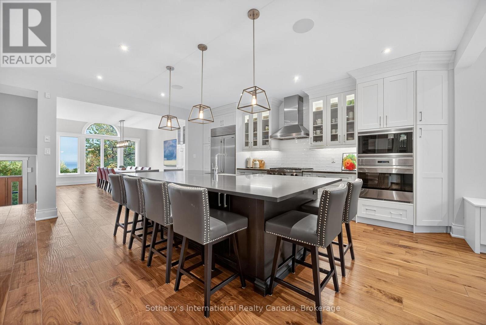 112 Arrowhead Crescent, Blue Mountains, ON - Indoor Photo Showing Other Room