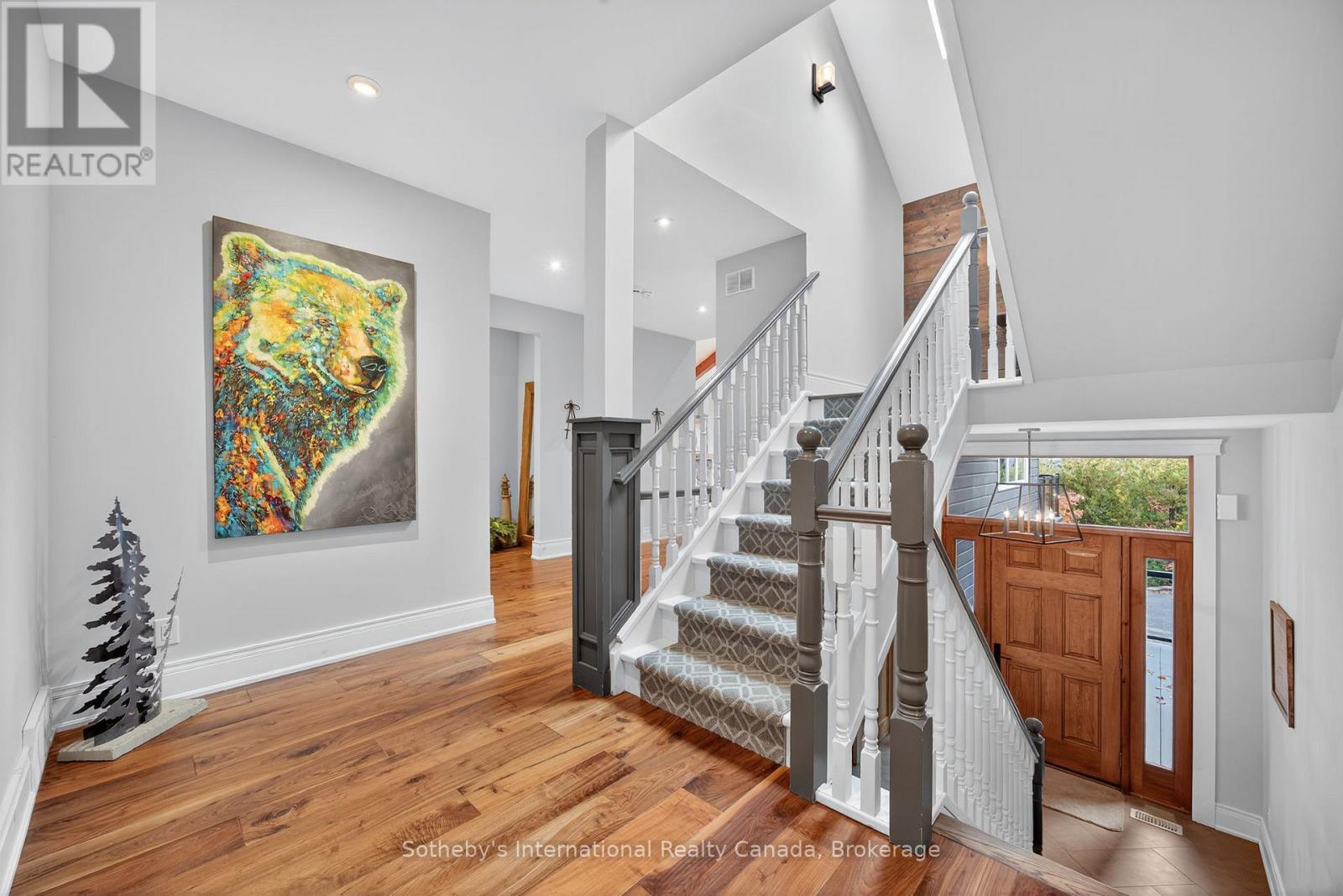 112 Arrowhead Crescent, Blue Mountains, ON - Indoor Photo Showing Other Room