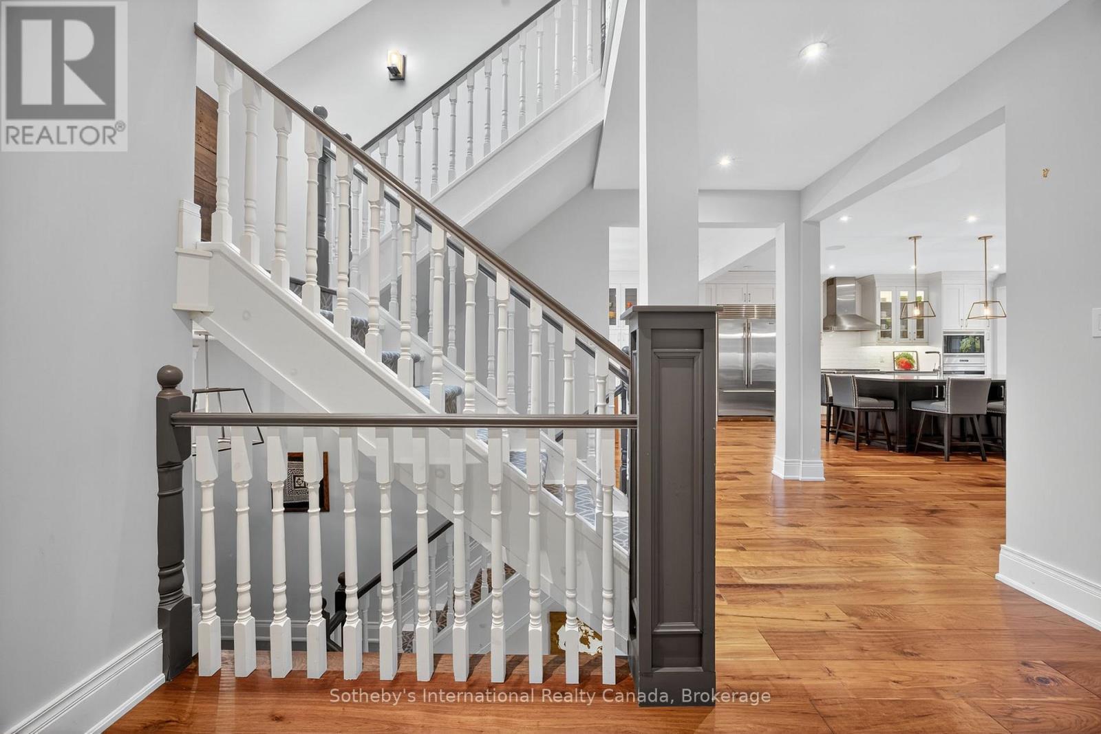 112 Arrowhead Crescent, Blue Mountains, ON - Indoor Photo Showing Other Room