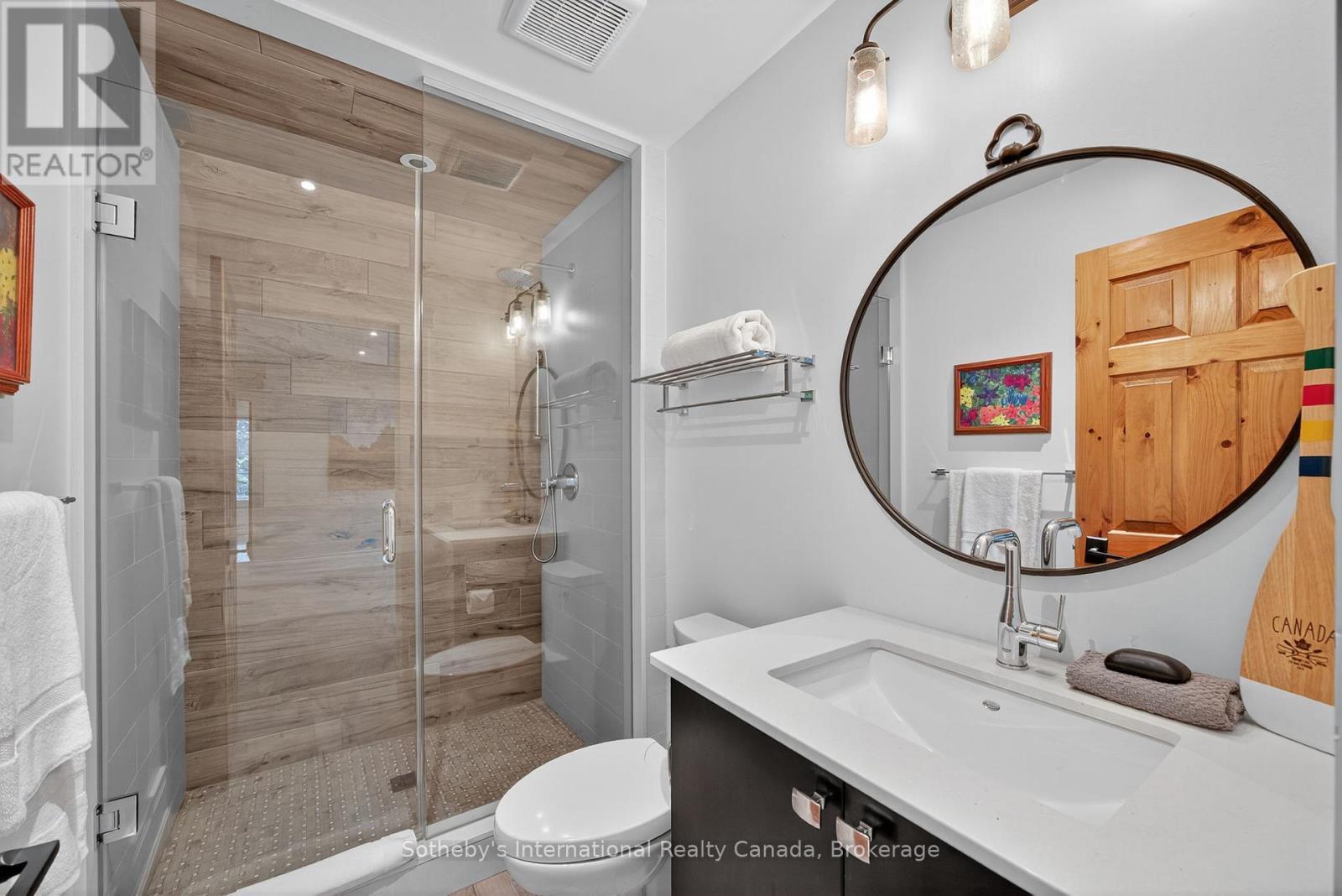 112 Arrowhead Crescent, Blue Mountains, ON - Indoor Photo Showing Bathroom