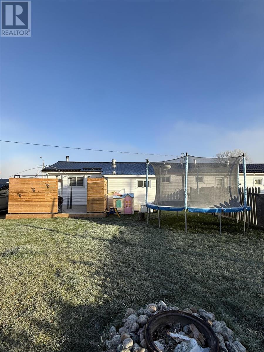 215 Des Sapins, Dubreuilville, ON - Outdoor