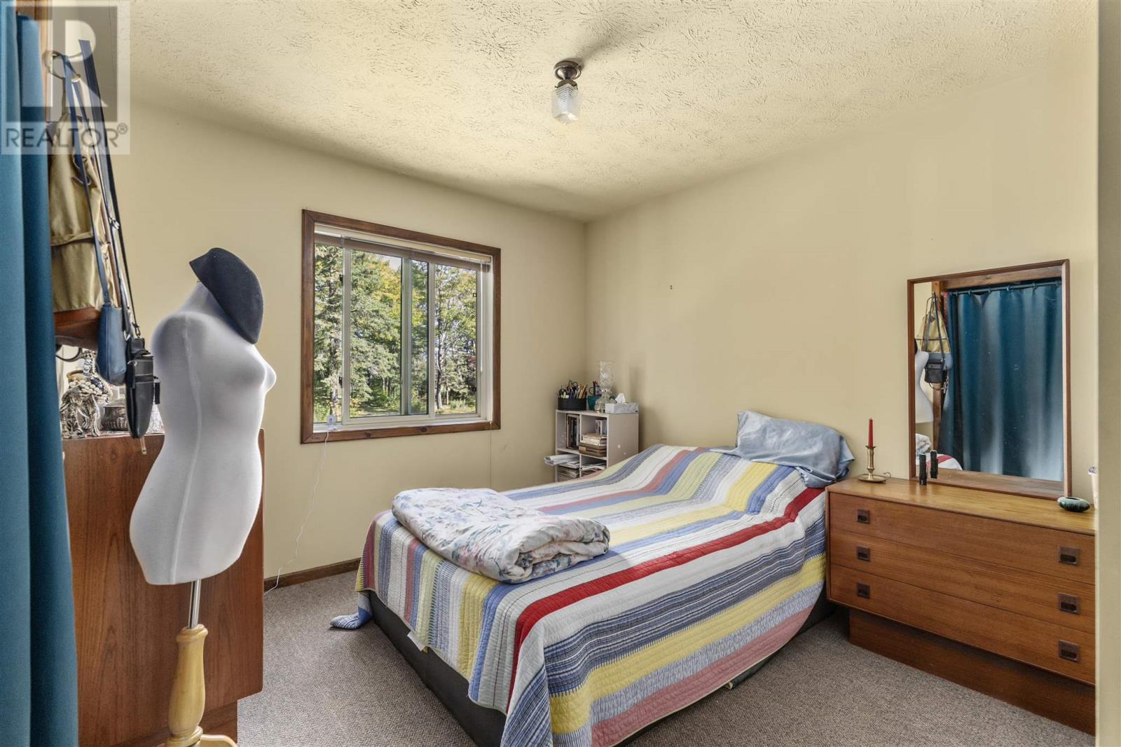 1966 Pineshores Rd, Goulais River, ON - Indoor Photo Showing Bedroom