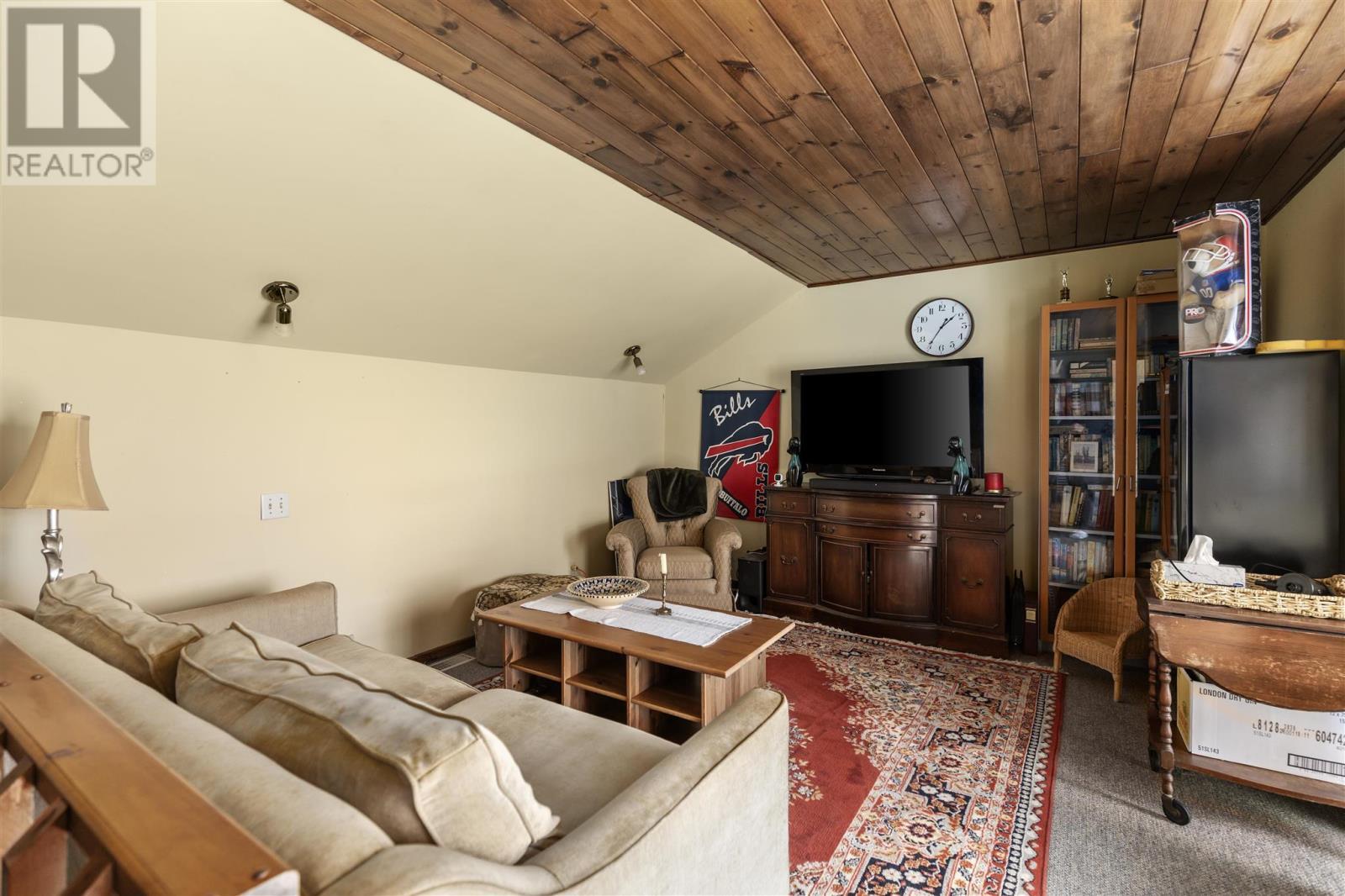 1966 Pineshores Rd, Goulais River, ON - Indoor