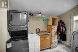 Back entrance w heated floors & laundry -