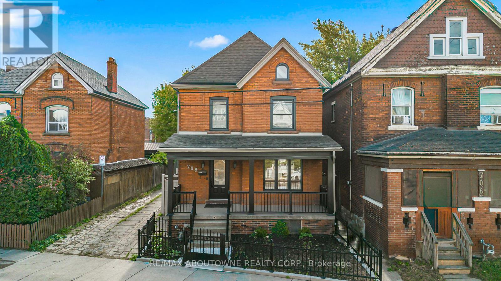 708 Wilson Street, Hamilton, ON - Outdoor With Facade
