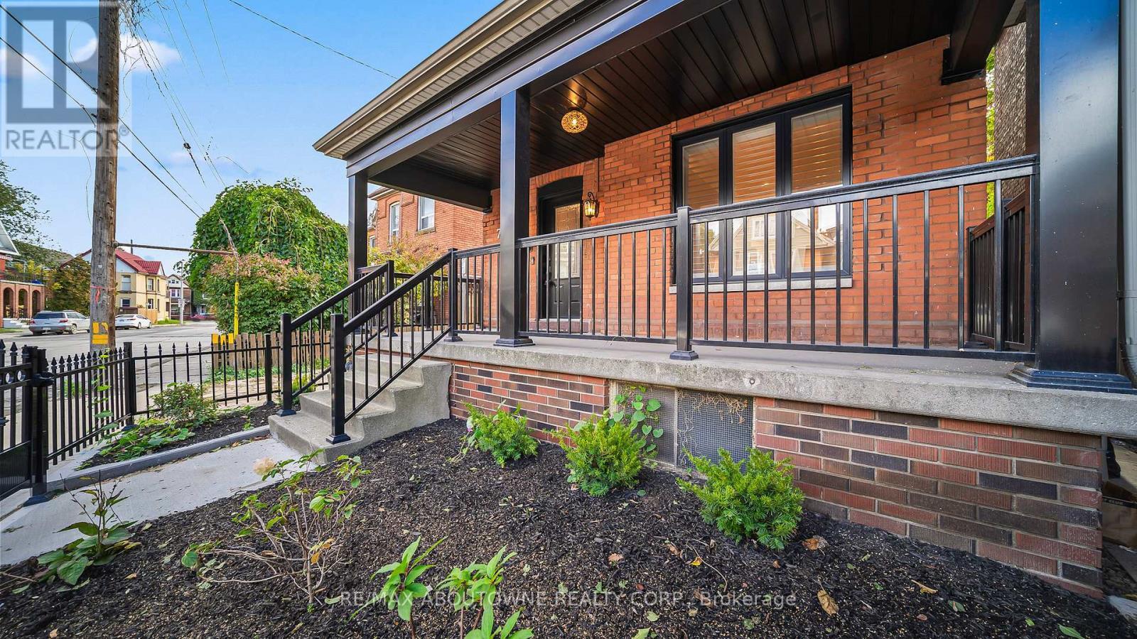 708 Wilson Street, Hamilton, ON - Outdoor With Exterior