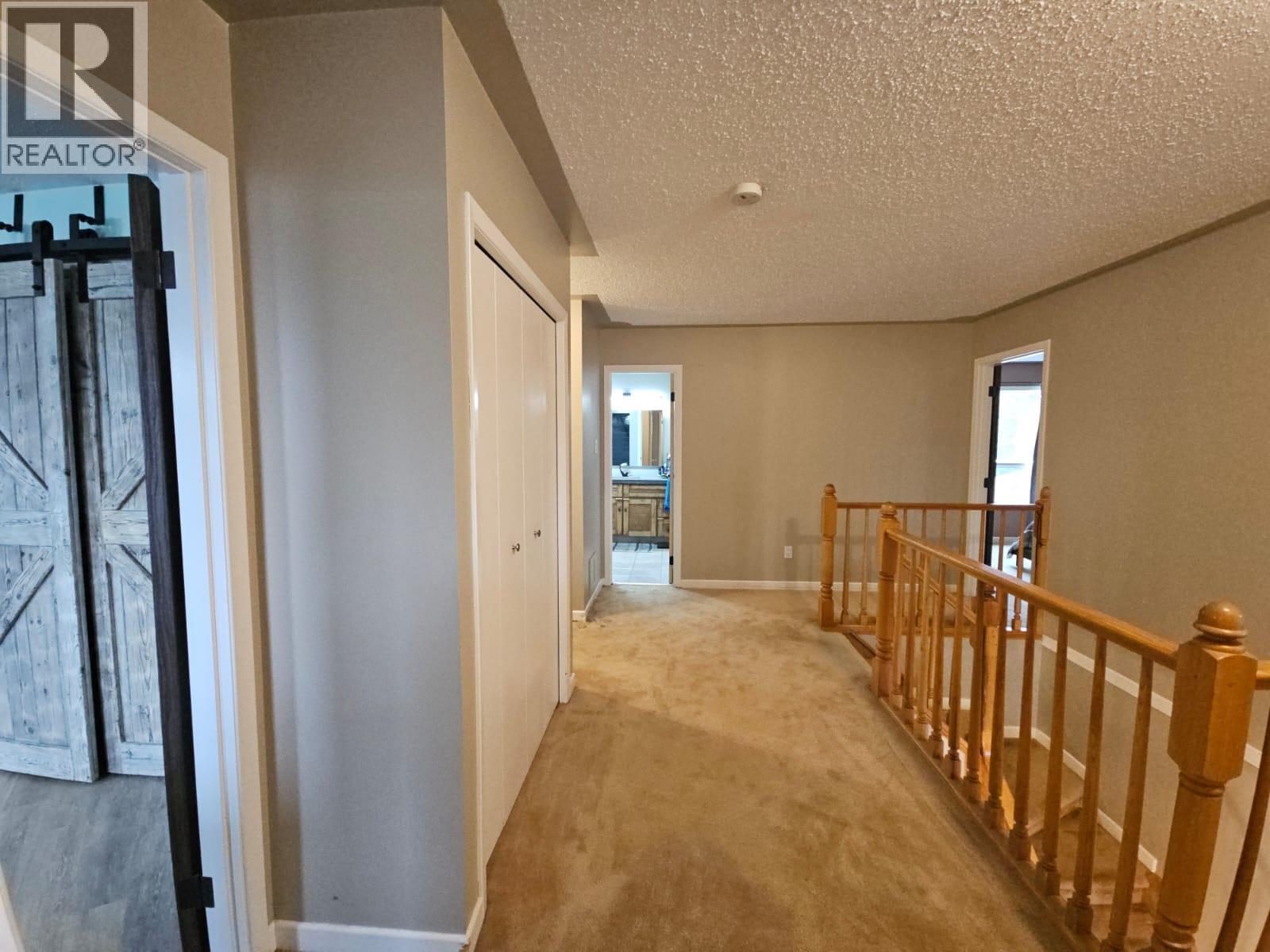 8 Sentinal Place, Tumbler Ridge, BC - Indoor Photo Showing Other Room
