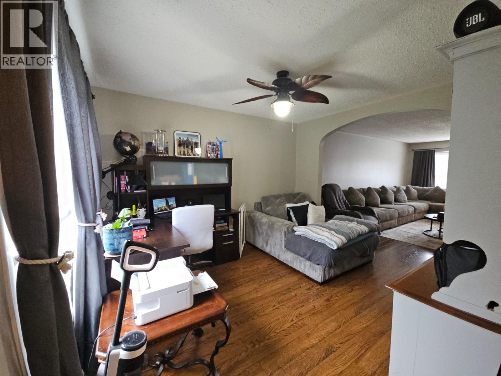 8 Sentinal Place, Tumbler Ridge, BC - Indoor