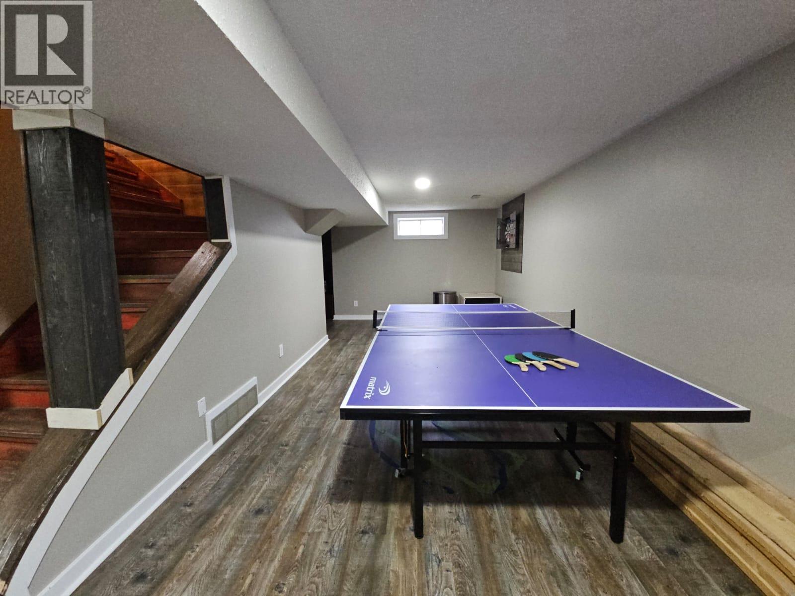 8 Sentinal Place, Tumbler Ridge, BC - Indoor Photo Showing Other Room