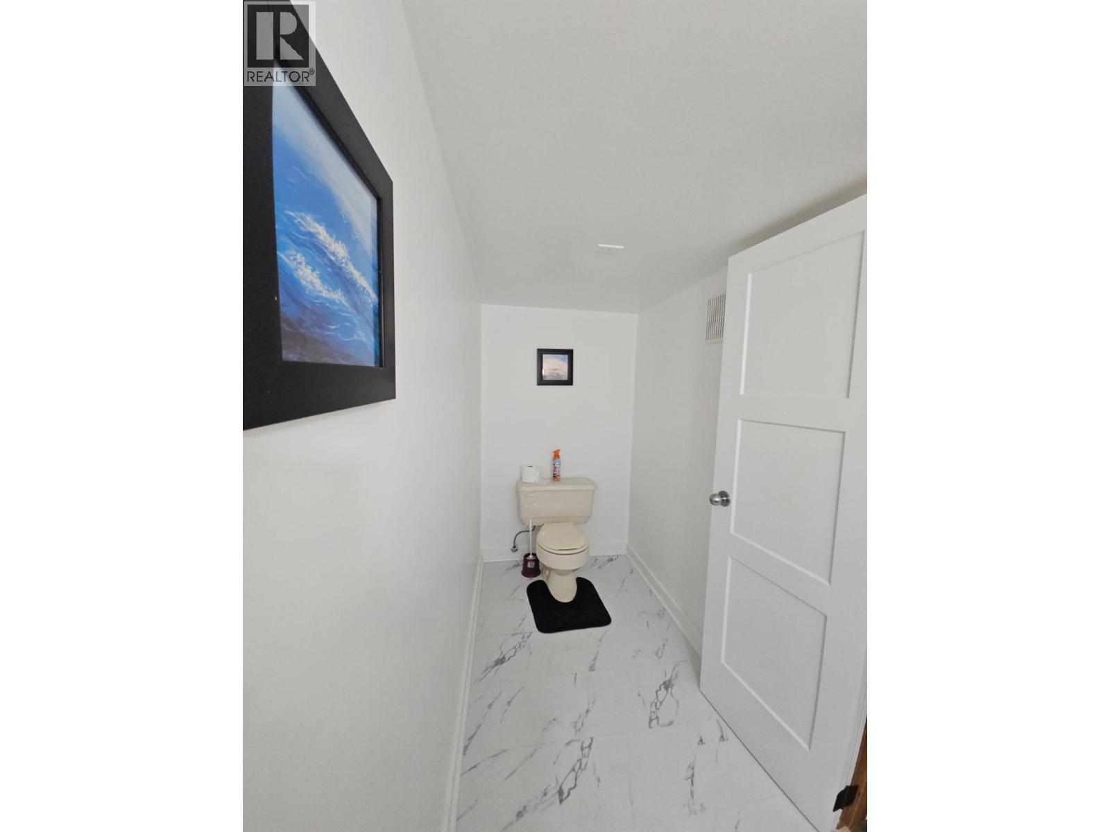 8 Sentinal Place, Tumbler Ridge, BC - Indoor Photo Showing Other Room