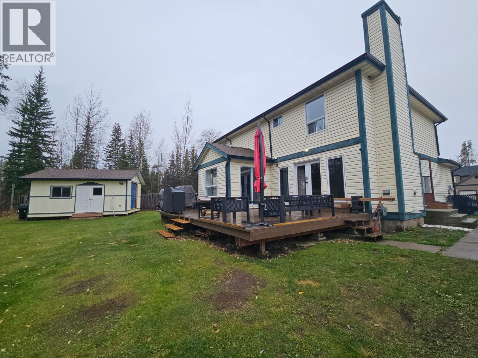 8 Sentinal Place, Tumbler Ridge, BC - Outdoor With Deck Patio Veranda