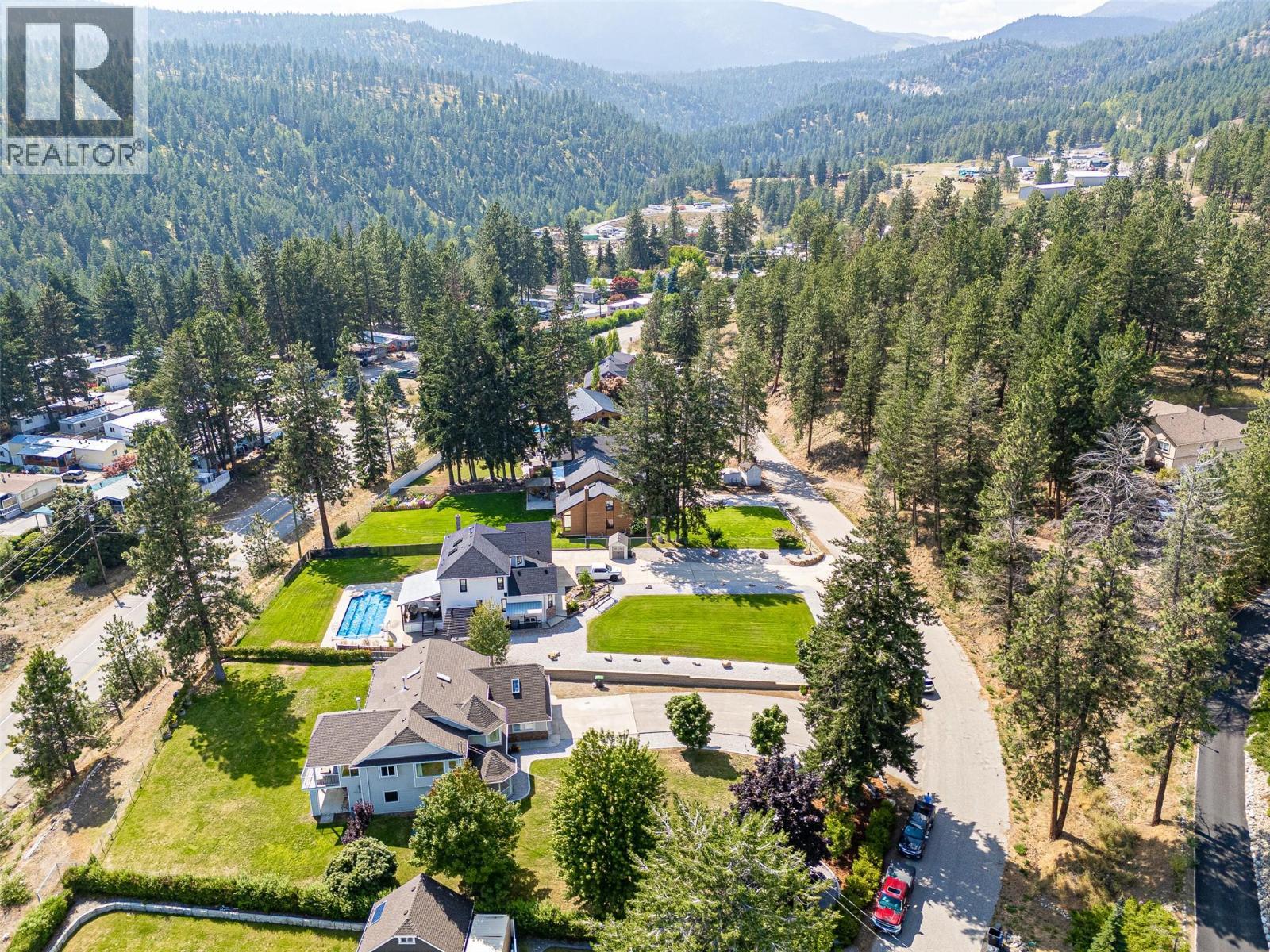 5291 Bradbury Street, Peachland, BC - Outdoor With View
