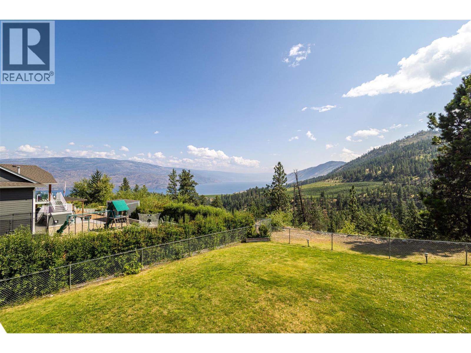 5291 Bradbury Street, Peachland, BC - Outdoor With View